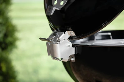 Gril na drevené uhlie Weber Master Touch GBS Premium SE E-5775 57 Cm