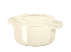KitchenAid Liatinový hrniec priemer 24 cm - objem 3,8 L mandľová