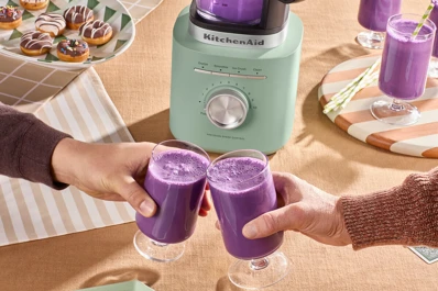 KitchenAid stolný mixér Pure Power so sklenenou nádobou 5KSB2071EDC kardamóm