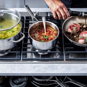 KitchenAid Multiply nerezová rajnica s pokrievkou 18 cm (CC003257-001)