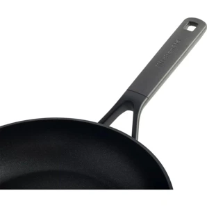 Wok panvica 28 cm KitchenAid Classic z kovaného hliníka (CC003294-001)