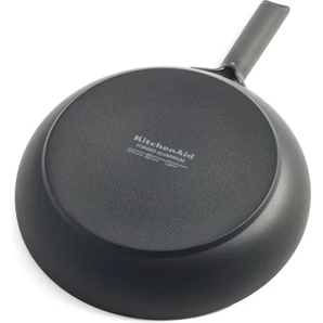 Wok panvica 28 cm KitchenAid Classic z kovaného hliníka (CC003294-001)