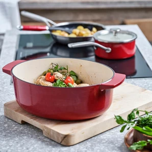 Liatinový kastról s pokrievkou 5,6 l KitchenAid (CC006063-001)