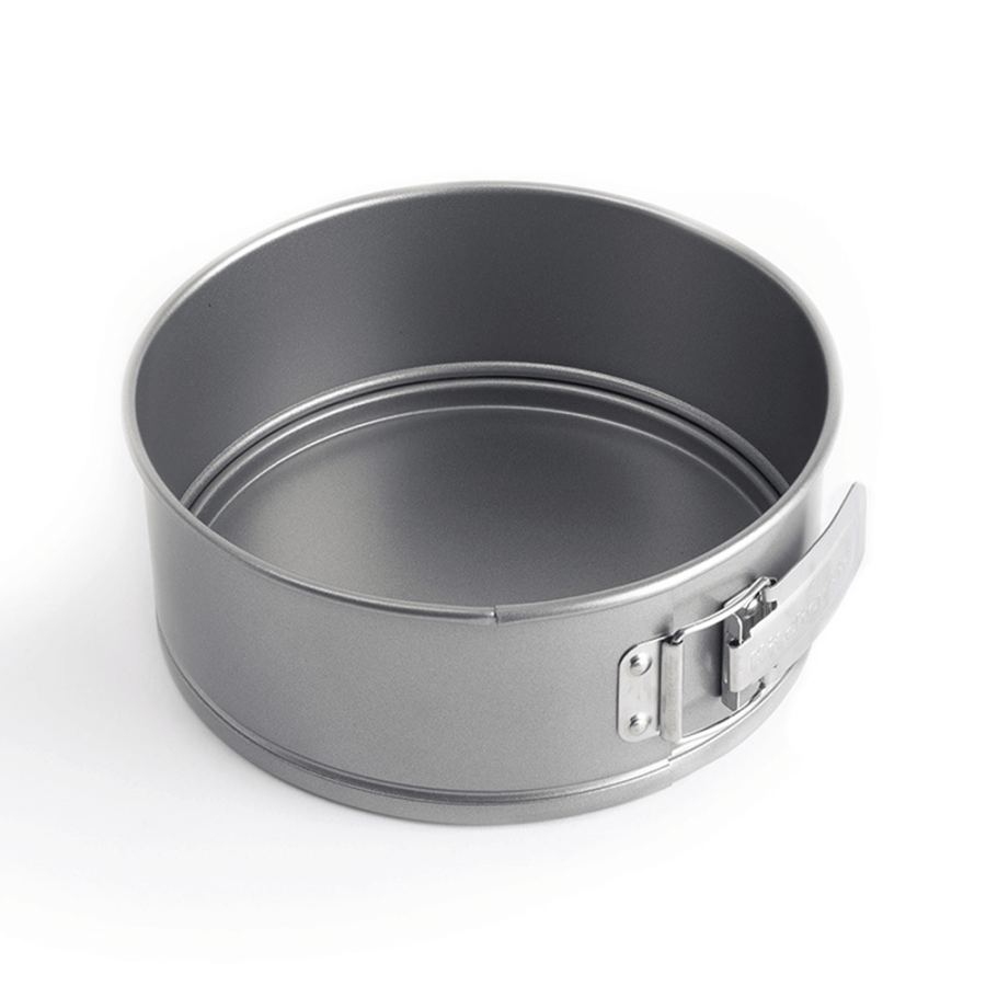 Odnímateľná forma na pečenie 20 cm KitchenAid z aluminizovanej ocele (CC006069-001)