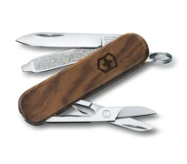 Victorinox Classic SD – Wood