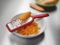 Victorinox  7.6081.1 Strúhač na hrubé strúhanie červený